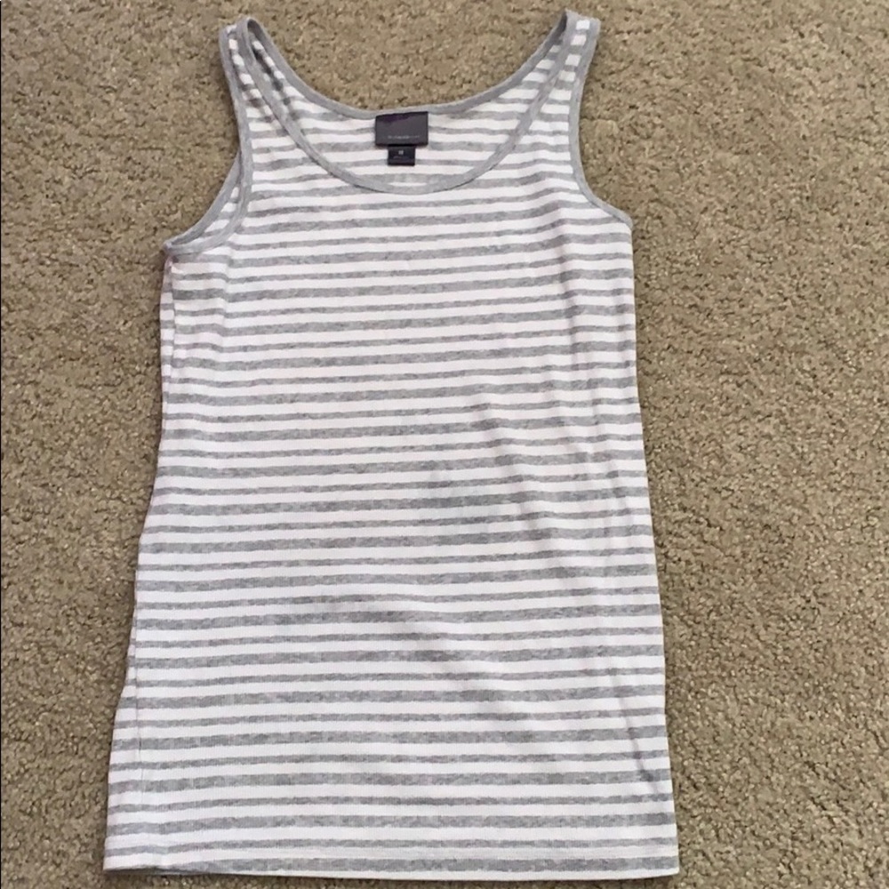 Oh baby by motherhood tank top